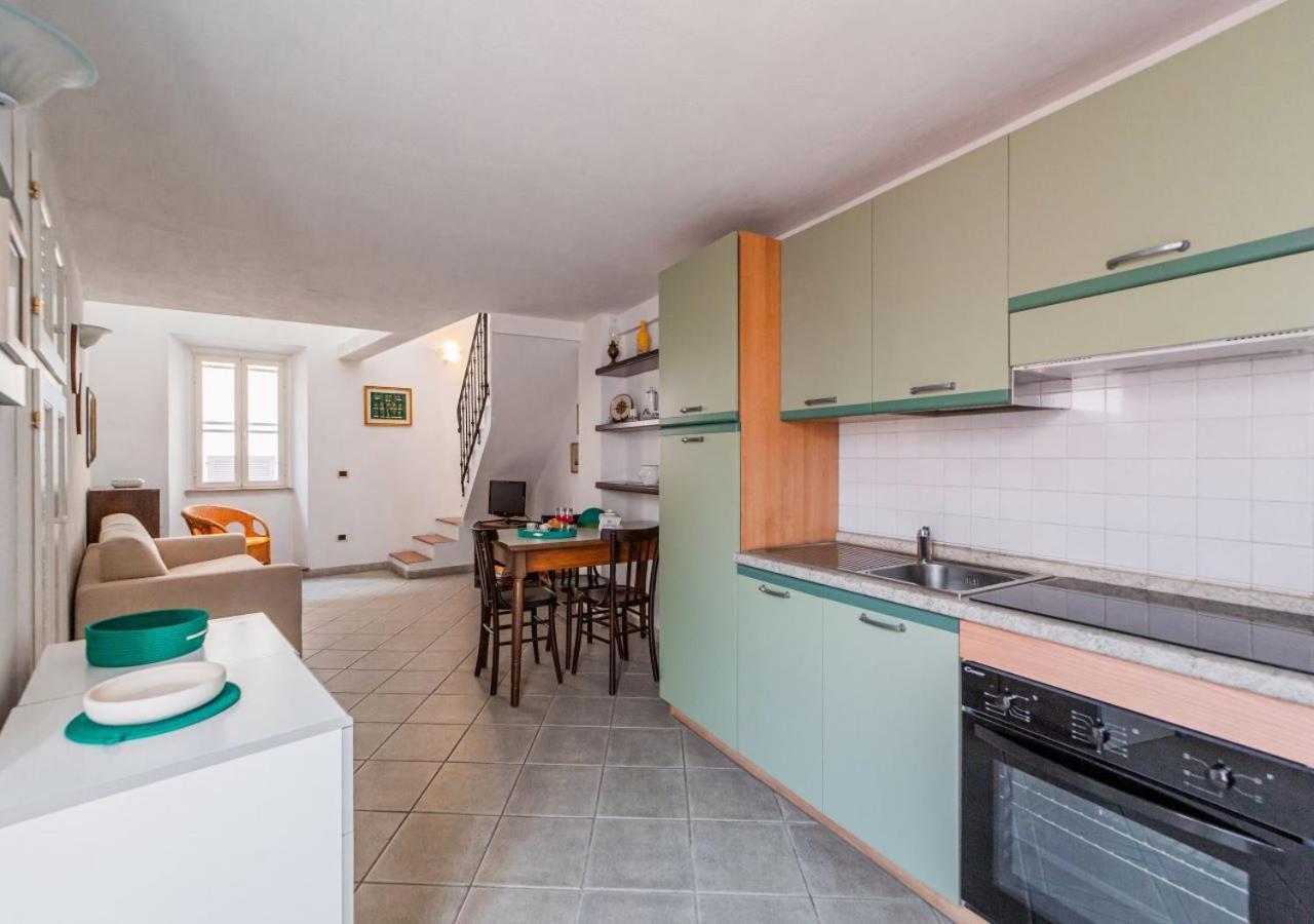 Murphy Holiday Home - Casa Papini Ла-Маддалена Экстерьер фото